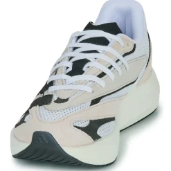 adidas LIGHTSTRIDE