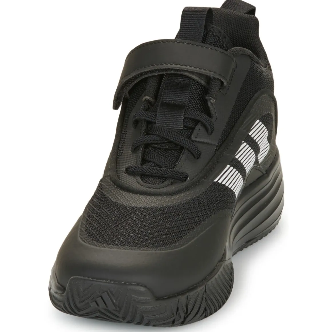 adidas Ownthegame 3.0