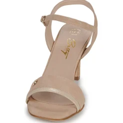 Betty London ALICE