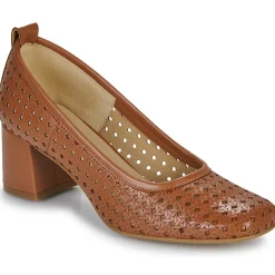 Betty London Brigitte