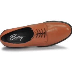 Betty London CAXO
