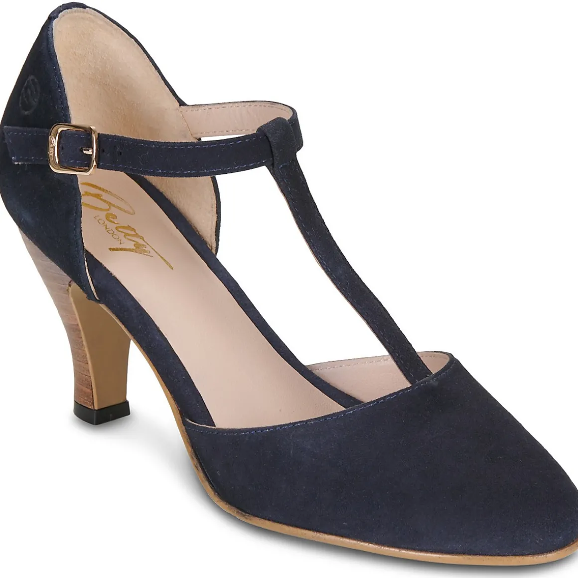 Betty London ESTELLE