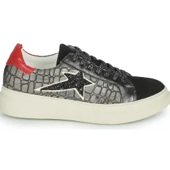 Lave sneakers Betty London