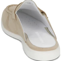 Melvin & Hamilton Adley 15