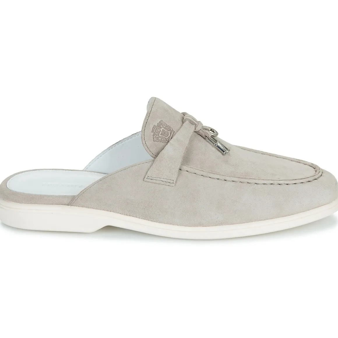 Melvin & Hamilton Adley 15