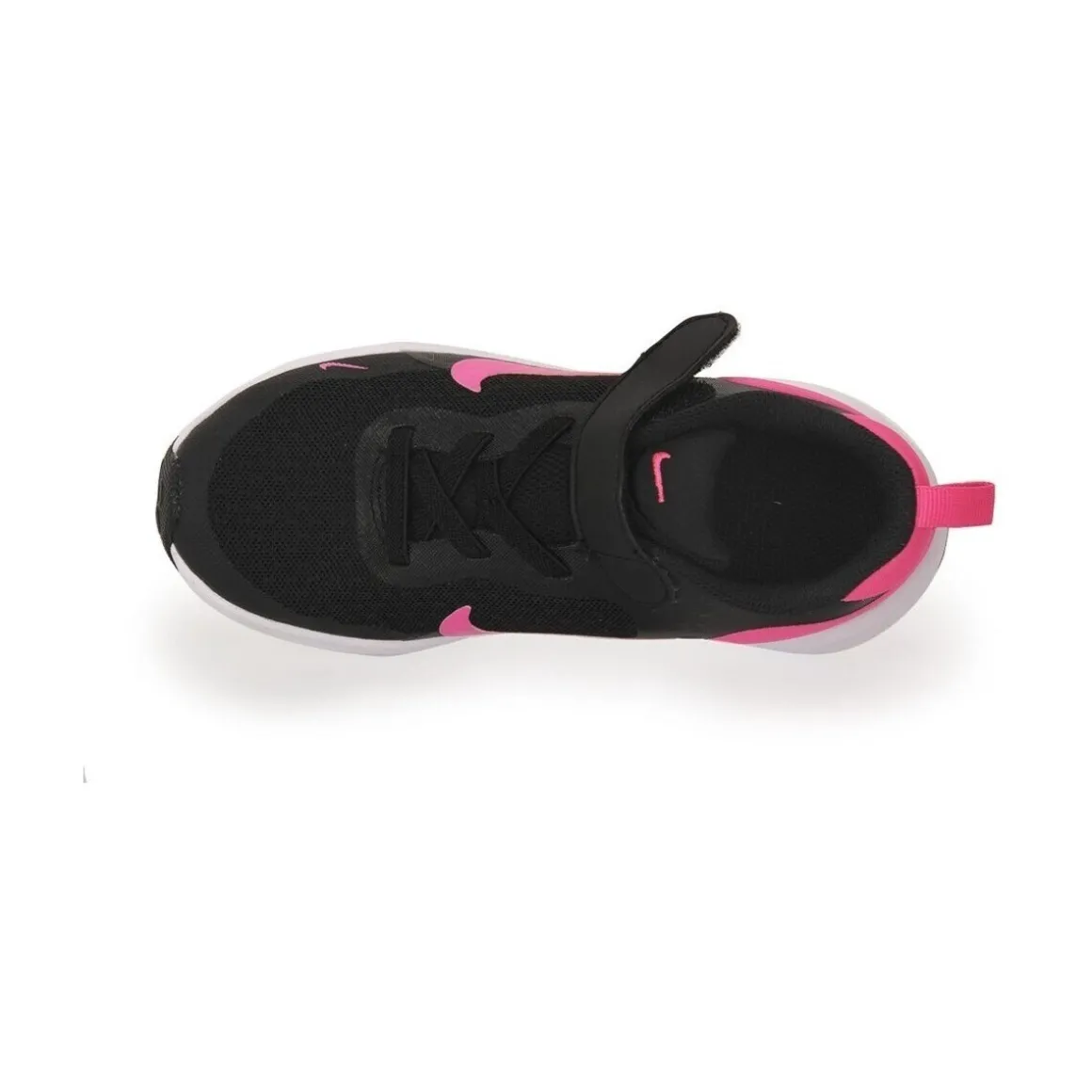 Nike REVOLUTION 7