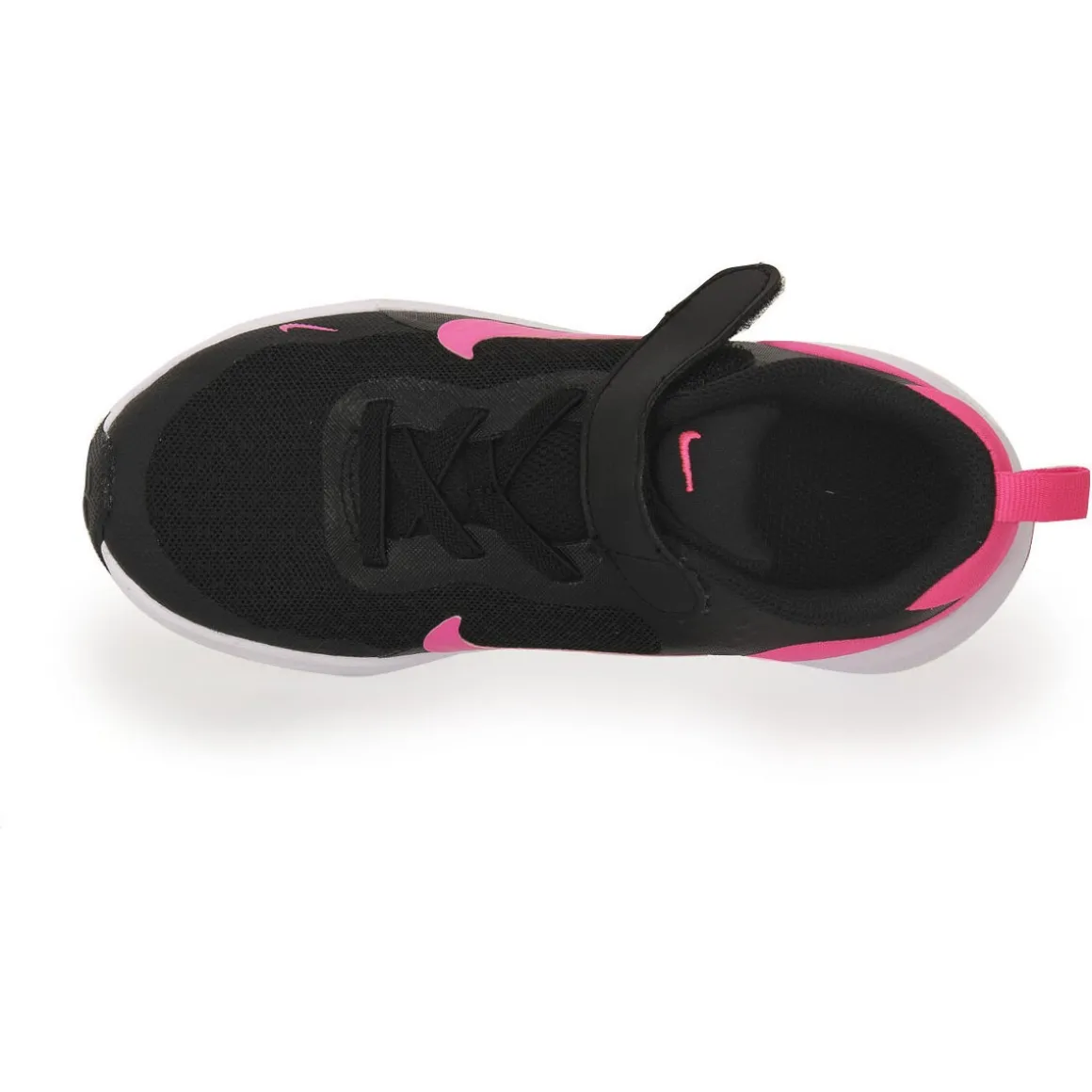 Nike REVOLUTION 7