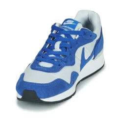 Nike VENTURE RUNNER