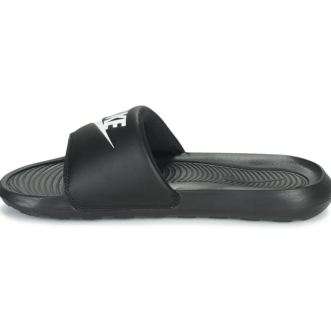 Nike Victori One