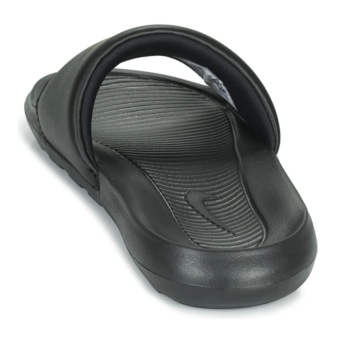 Nike Victori One