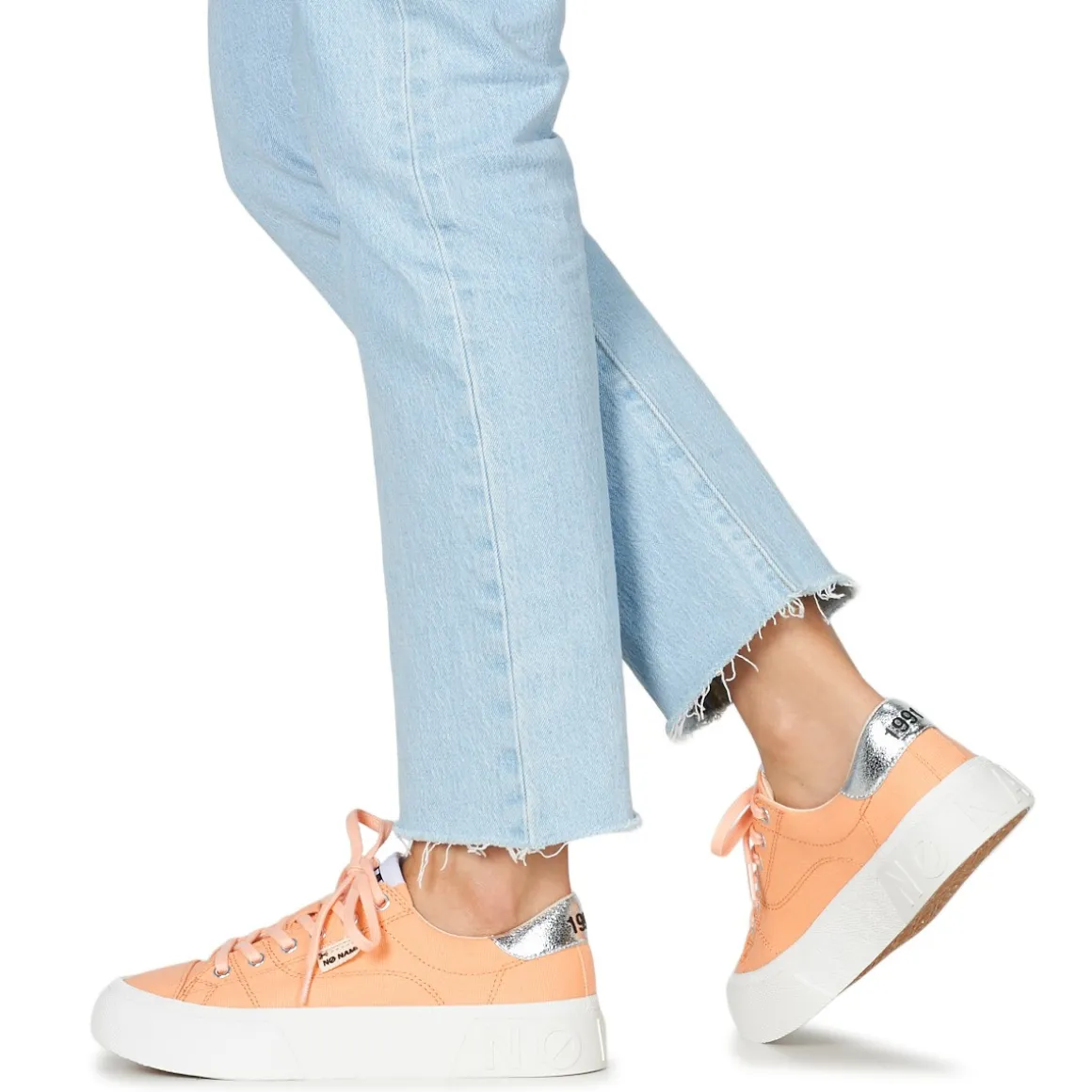 No Name Sneaker