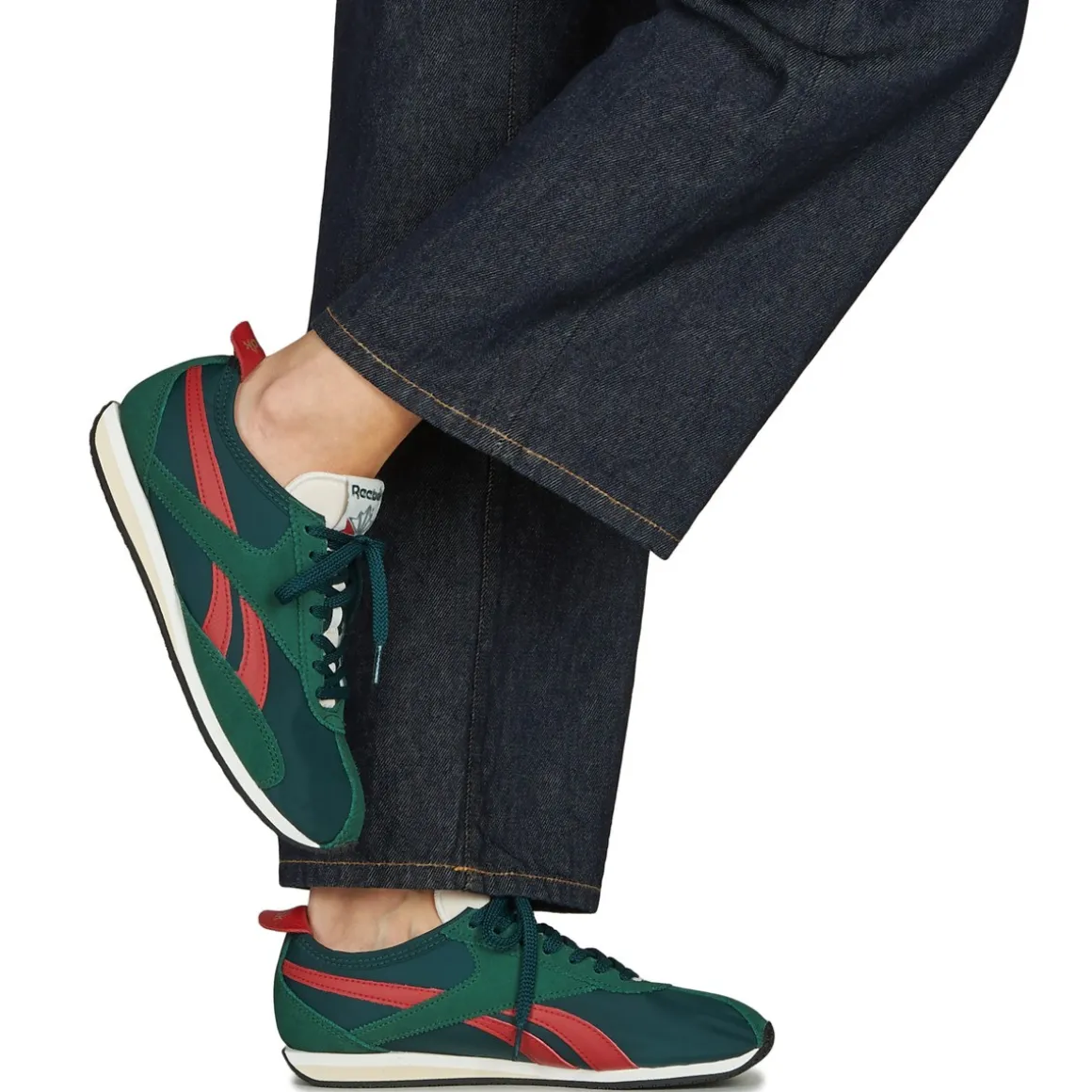 Reebok Classic R400
