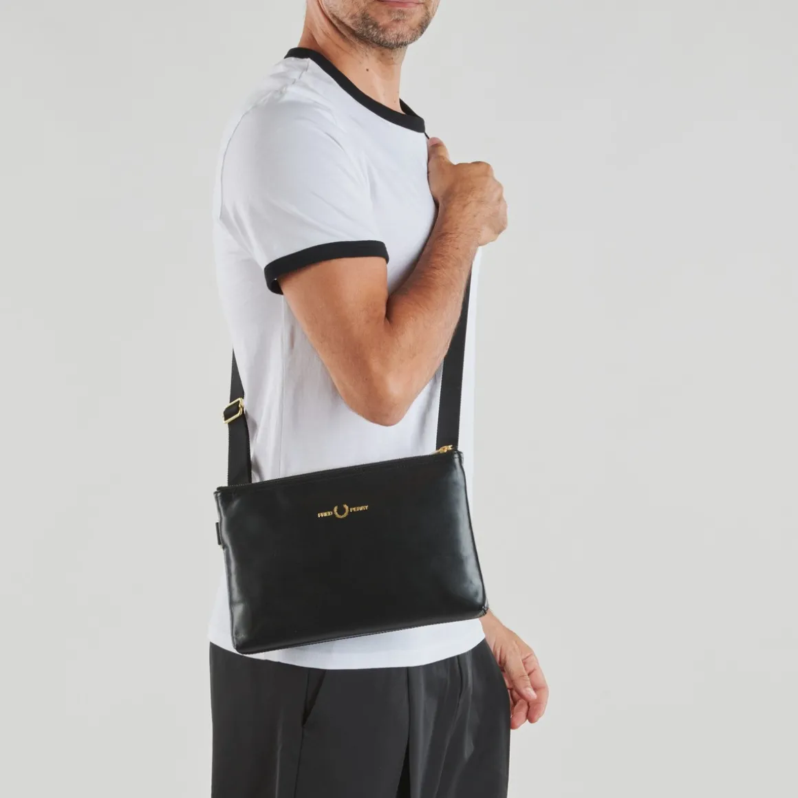 Skuldertasker Fred Perry