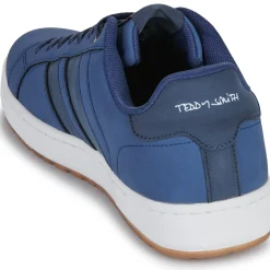 Teddy Smith 120223