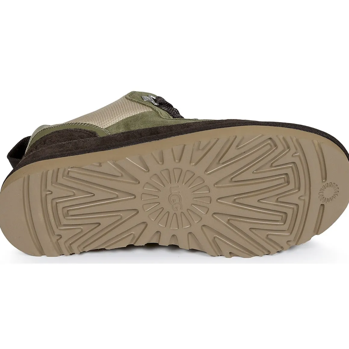UGG LOWMEL