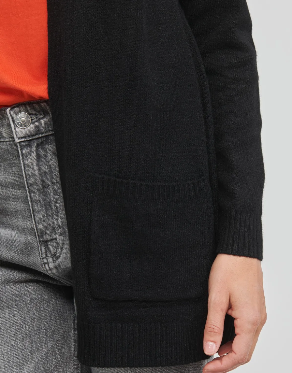 Veste / Cardigans Only