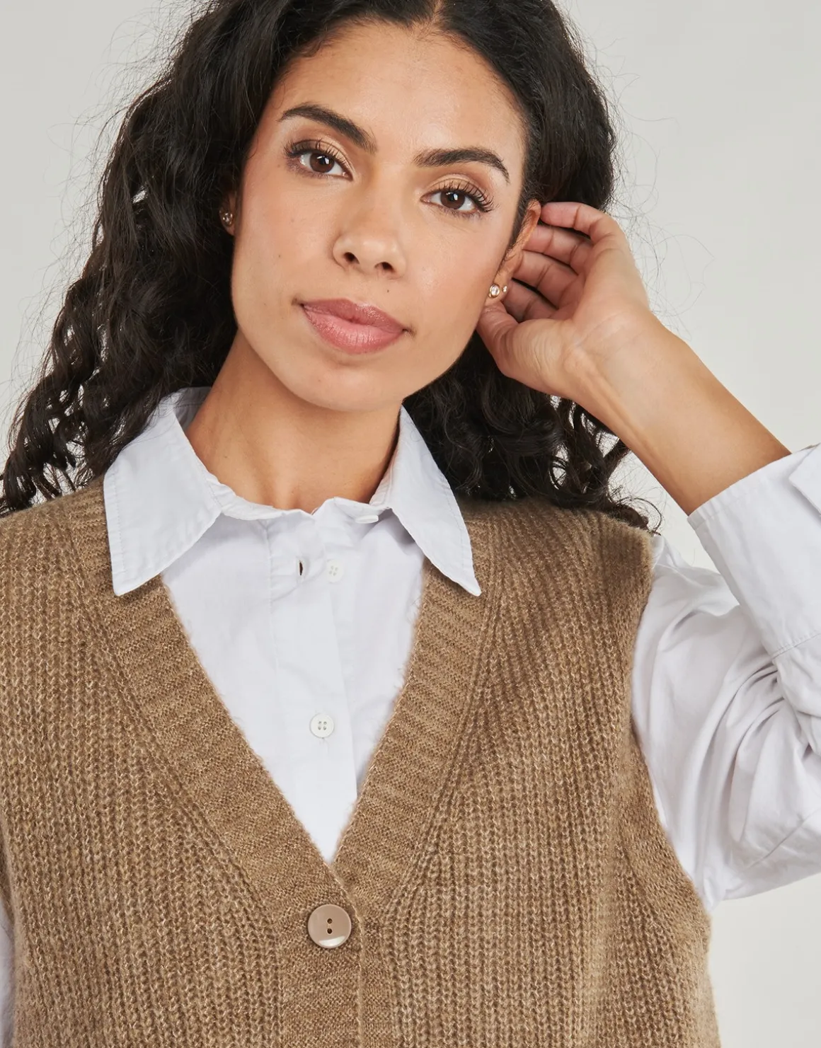 Veste / Cardigans Only